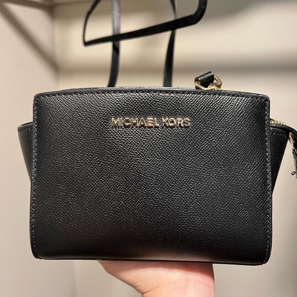 Michael Kors mini Selma crossbody bag - Picture 1 of 7